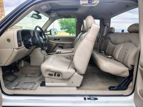 Used 2001 GMC Sierra 2500 SL AWD/4WD image 16