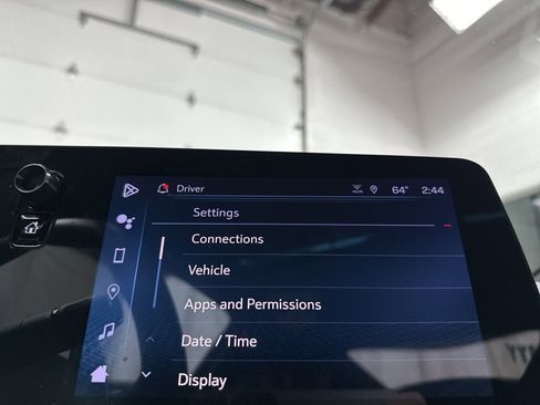 Used 2024 Chevrolet Corvette Stingray w/ Z51 Performance Package image 26