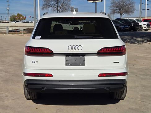 Used 2022 Audi Q7 3.0T Premium Plus w/ Premium Plus Package image 4