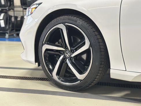 Used 2022 Honda Accord Sport image 21