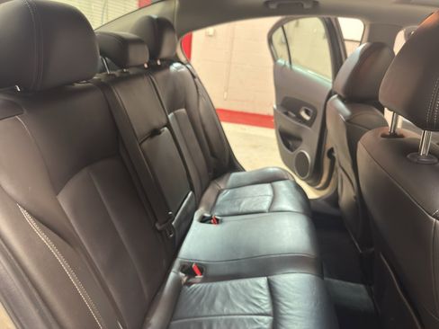 Used 2011 Chevrolet Cruze LT image 25