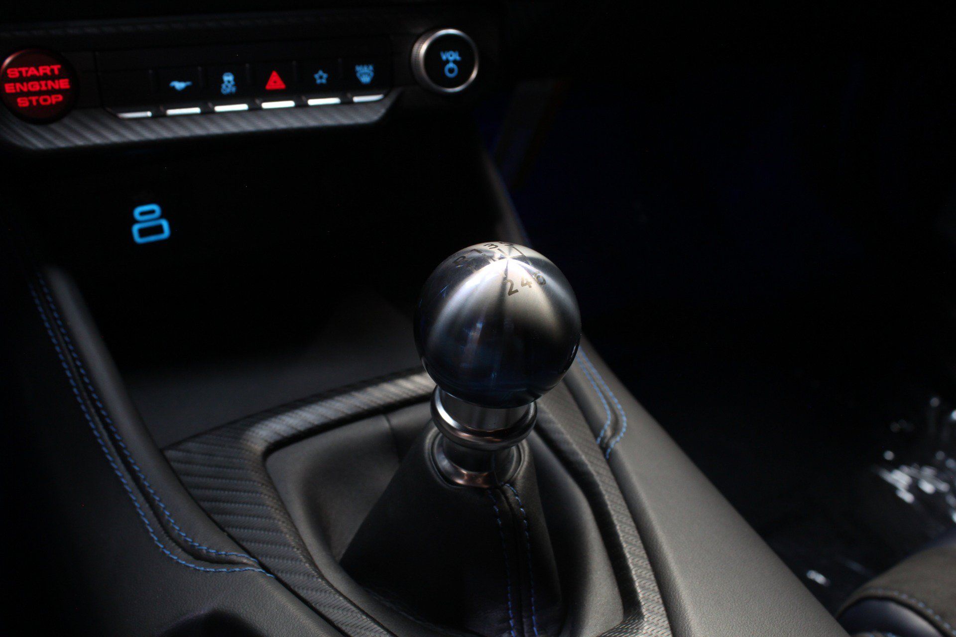 Used 2025 Ford Mustang Dark Horse RWD image 85