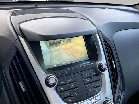 Used 2015 Chevrolet Equinox LT w/ Driver Convenience Package FWD image 11