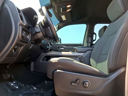 Used 2023 RAM 1500 Big Horn image 11