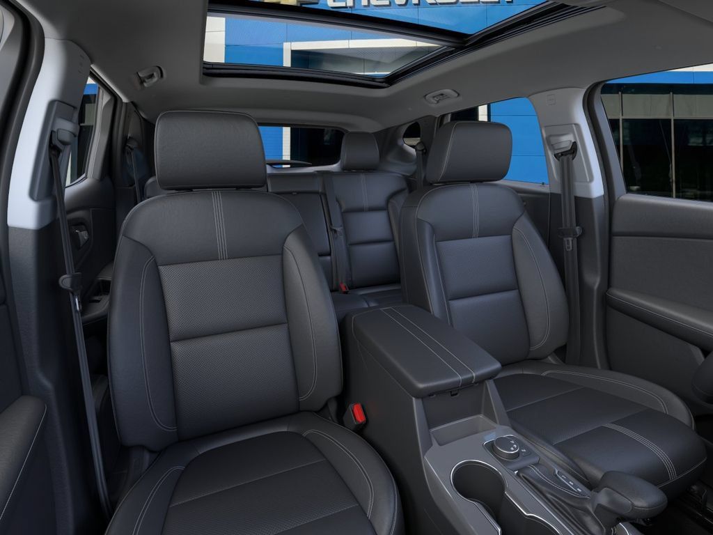 New 2026 Chevrolet Blazer LT w/ Midnight/Sport Edition FWD image 17