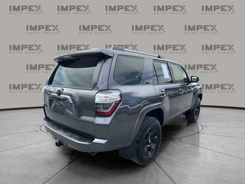 Used 2019 Toyota 4Runner SR5 image 5