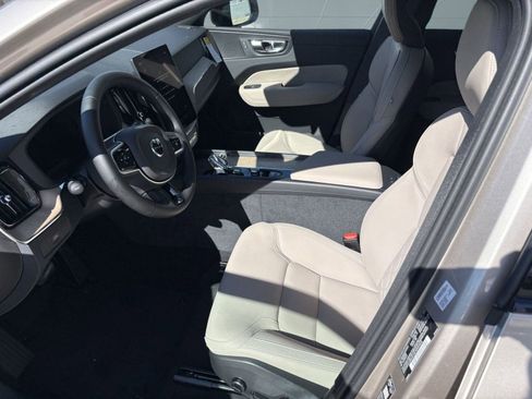 New 2026 Volvo XC60 B5 Core w/ Climate Package image 5