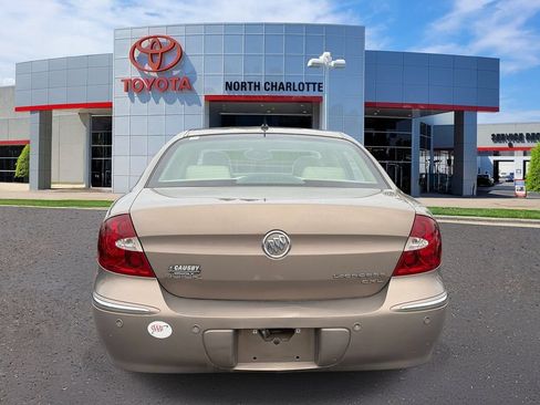 Used 2007 Buick LaCrosse CXL w/ Driver Confidence Package FWD image 6