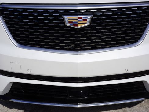 Used 2024 Cadillac XT6 Premium Luxury w/ Platinum Package image 15