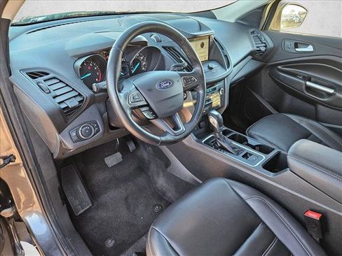 Used 2019 Ford Escape SEL image 10