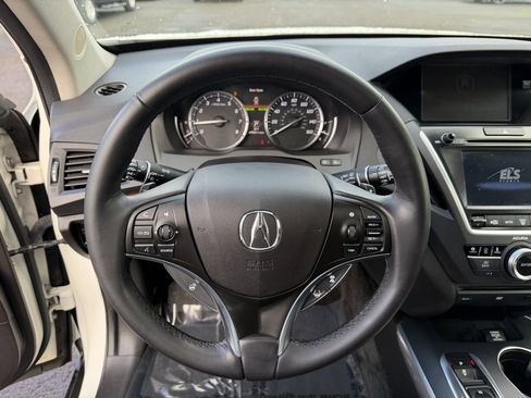 Used 2017 Acura MDX SH-AWD image 19
