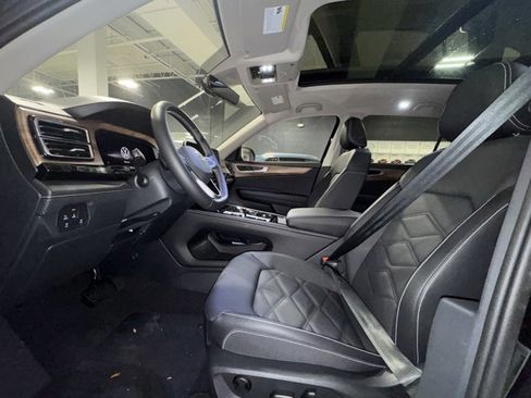 New 2026 Volkswagen Atlas SE image 26