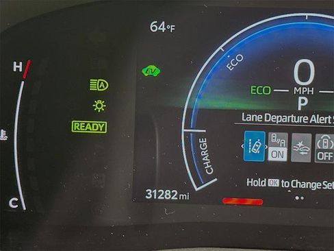 Certified 2025 Toyota Camry SE image 18