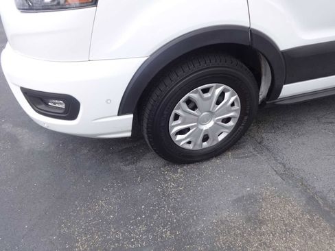 Used 2023 Ford Transit 350 XLT image 4