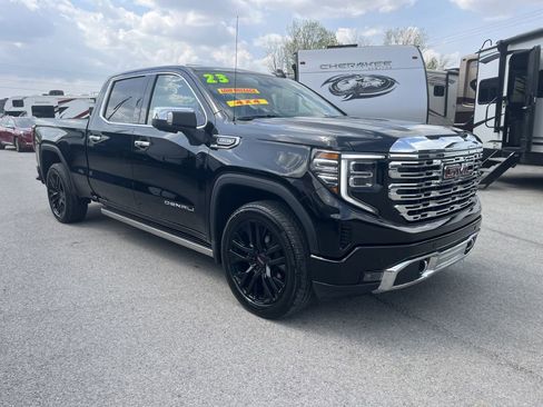 Used 2023 GMC Sierra 1500 Denali w/ Denali Reserve Package AWD/4WD image 3