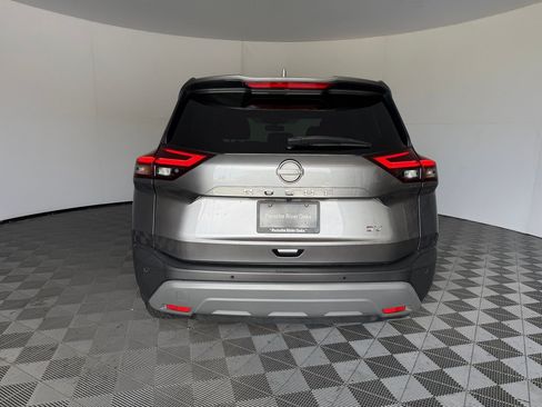 Used 2022 Nissan Rogue SV FWD image 10
