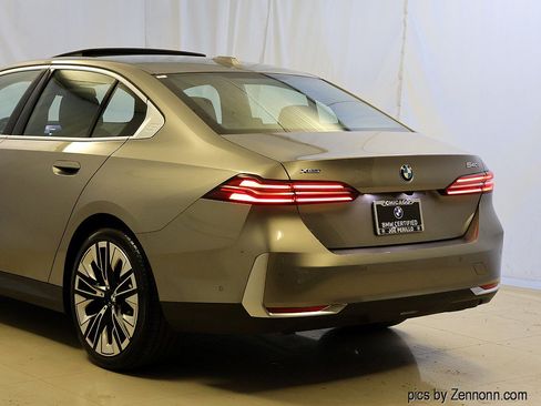 Certified 2026 BMW 540i xDrive AWD/4WD image 8