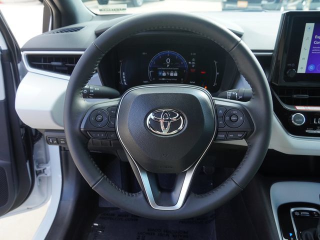 Used 2026 Toyota Corolla SE FWD image 25