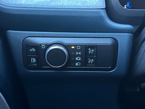 New 2026 Ford Maverick XLT image 25