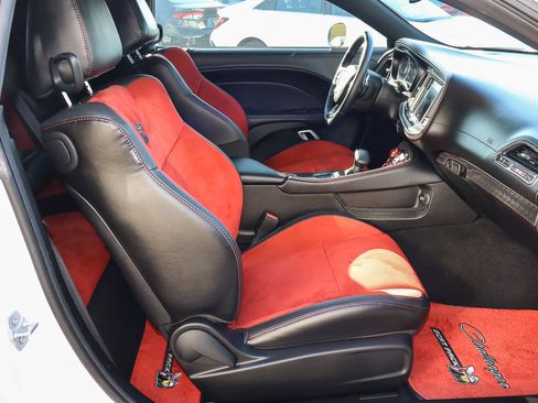 Used 2023 Dodge Challenger R/T Scat Pack image 25