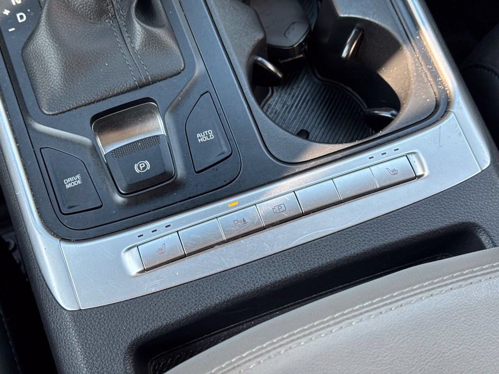 Used 2026 Kia Carnival FWD image 27