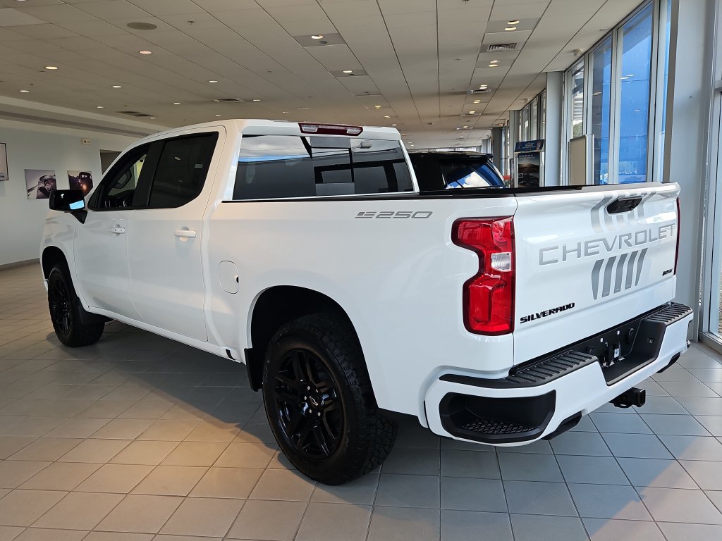 New 2026 Chevrolet Silverado 1500 RST AWD/4WD image 3
