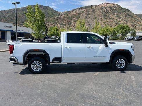 New 2025 GMC Sierra 2500 SLE w/ SLE Convenience Package image 8