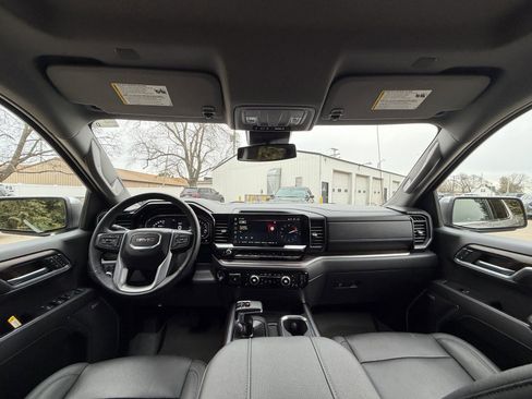 Used 2023 GMC Sierra 1500 SLT w/ SLT Premium Package image 27