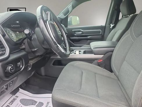 Used 2022 RAM 1500 Big Horn AWD/4WD image 9