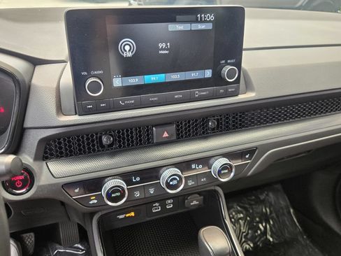 Used 2025 Honda Passport EX-L image 21