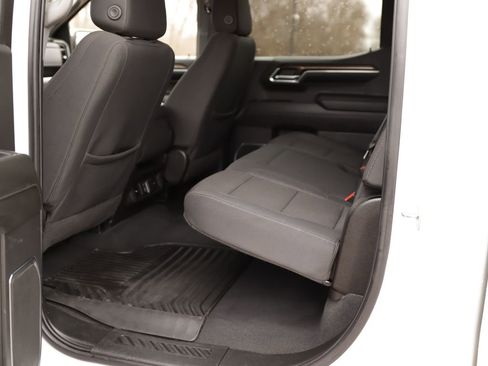 Used 2024 Chevrolet Silverado 1500 LT w/ Z71 Off-Road Package image 26