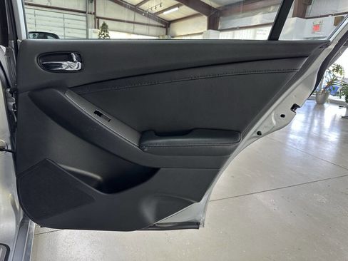 Used 2010 Nissan Altima 2.5 SL w/ SL Pkg image 14