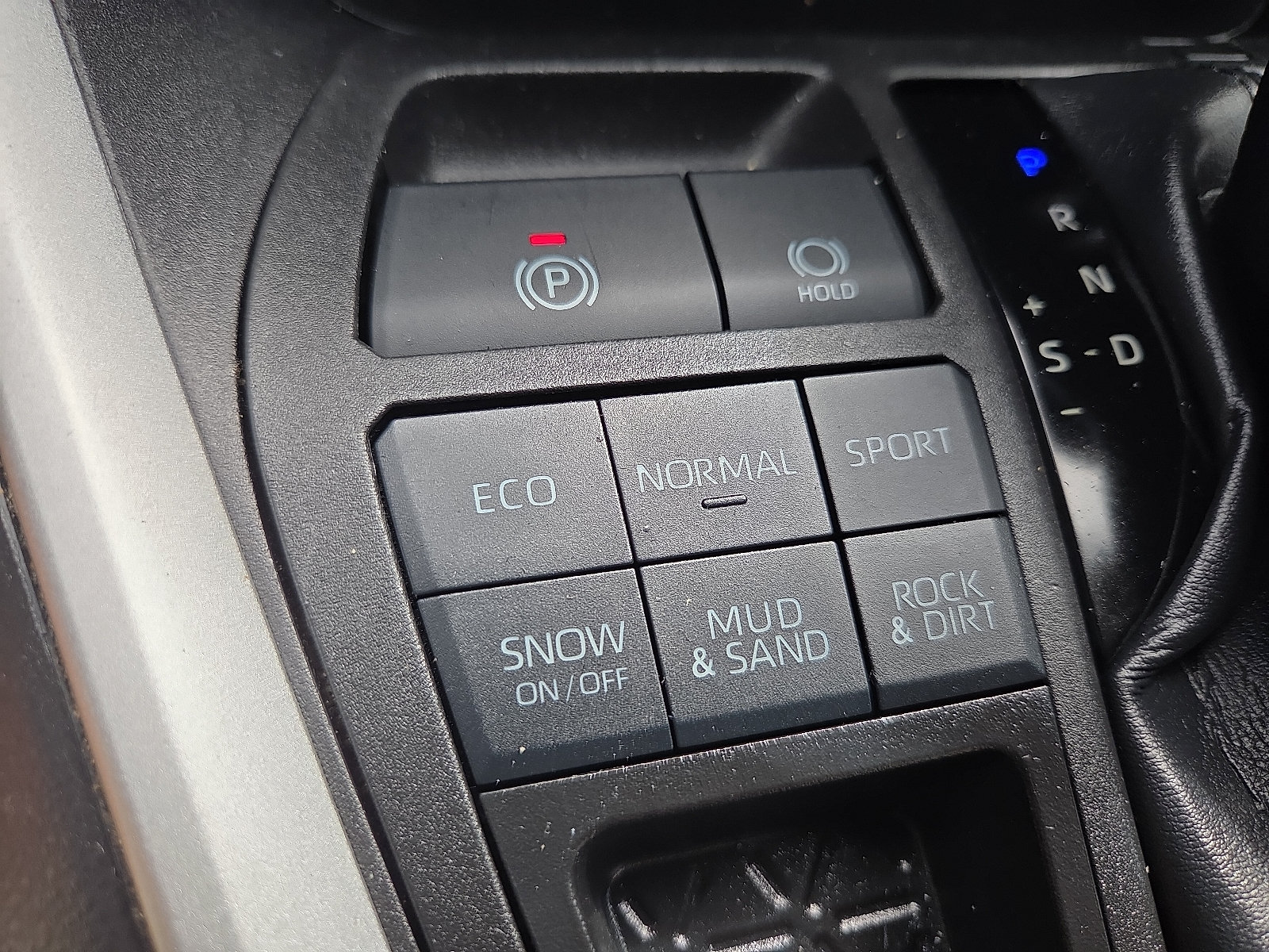 Used 2023 Toyota RAV4 XLE AWD/4WD image 20