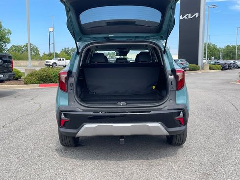 New 2026 Kia Seltos S FWD image 7