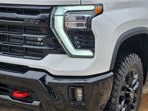 New 2026 Chevrolet Silverado 2500 LTZ w/ Trail Boss Package image 17