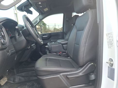 Certified 2024 Chevrolet Silverado 3500 W/T w/ WT Convenience Package image 7