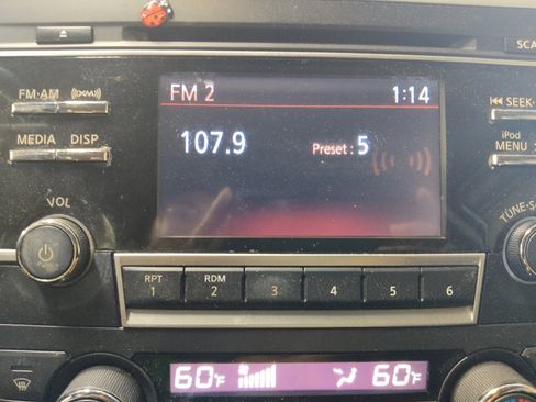 Used 2017 Nissan Altima 2.5 SV FWD image 25