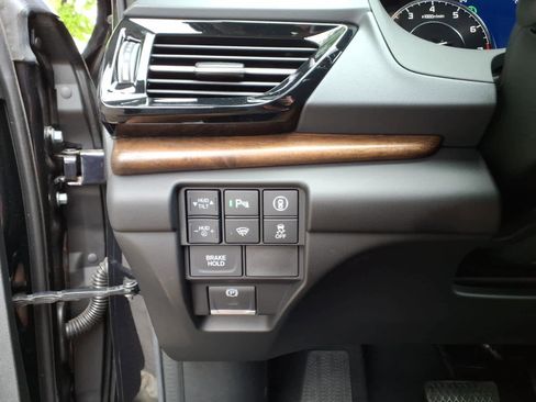 Certified 2024 Acura RDX SH-AWD w/ Advance Package image 28