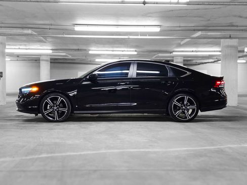 Used 2024 Honda Accord Sport image 14