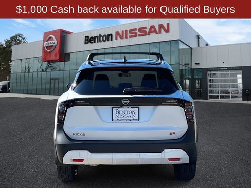 New 2026 Nissan Kicks SR image 6