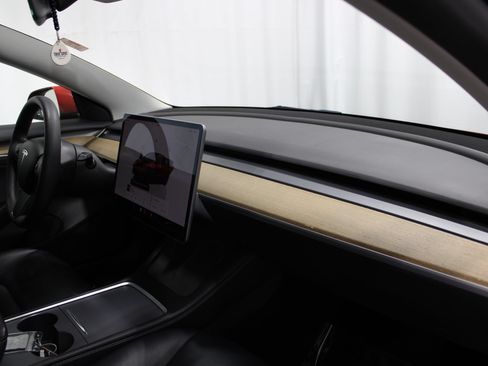 Used 2022 Tesla Model 3 Long Range AWD/4WD image 26