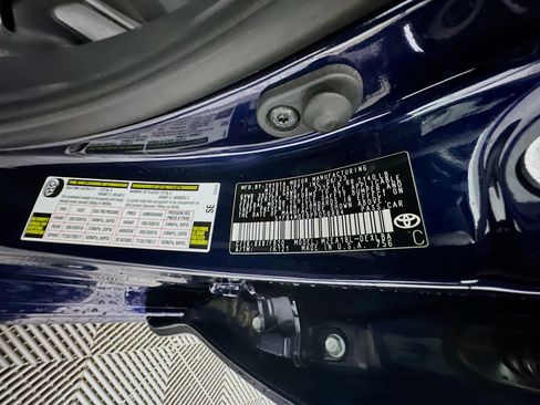 Used 2023 Toyota Corolla LE image 12