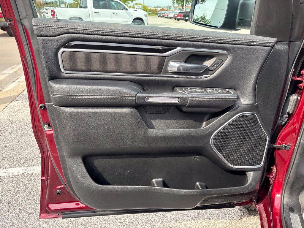 Used 2021 RAM 1500 Laramie w/ Sport Appearance Package AWD/4WD image 33