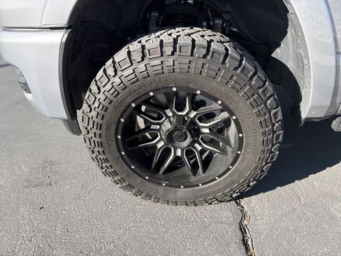 Used 2025 RAM 1500 Laramie w/ Sport Appearance Package image 16