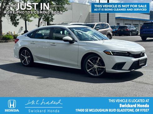 Used 2023 Honda Civic Touring image 1