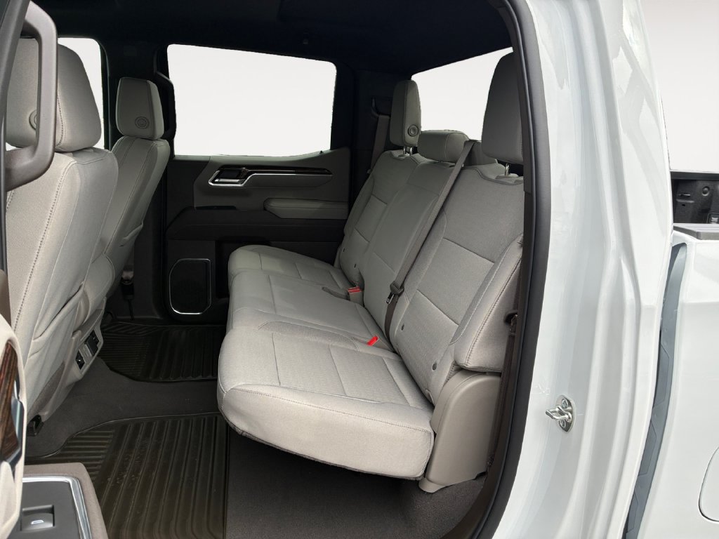 New 2026 GMC Sierra 1500 SLE w/ X31 Off-Road Package AWD/4WD image 13
