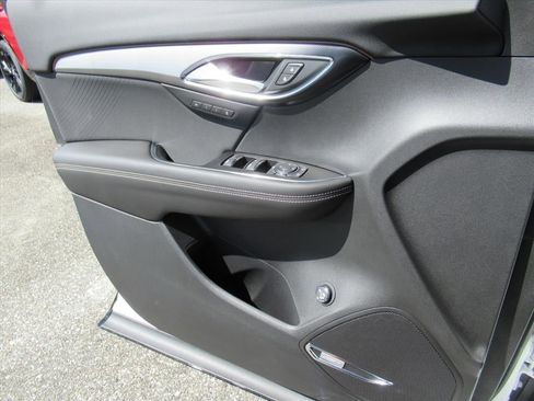 New 2025 Buick Envision Sport Touring image 27