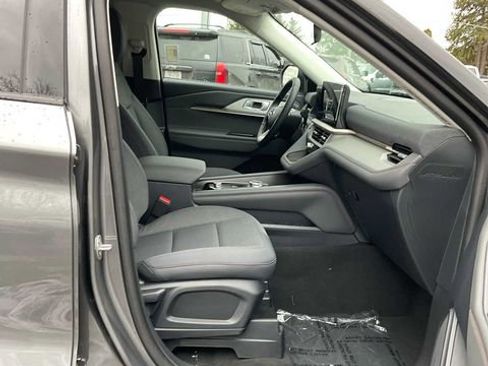 Used 2026 Ford Explorer Active AWD/4WD image 49