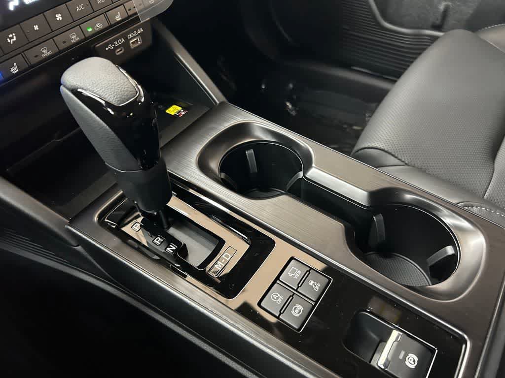 New 2026 Subaru Outback Touring XT AWD/4WD image 18