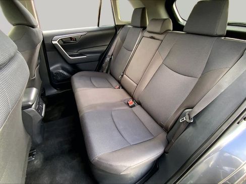Used 2025 Toyota RAV4 LE AWD/4WD image 20